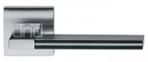 Ручка дверная на квадратном основании "ДЖОРДЖИО" CH14+INS 03 OC Хром блестящий с пластиковой вставкой