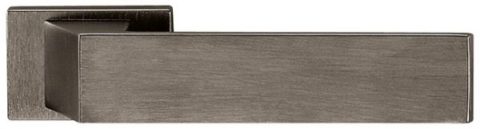 Дверная ручка Tupai "NOVINKA" 3033 RE титан (141)