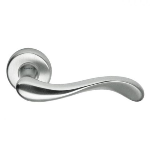 Ручка дверная на круглой розетке MANDELLI 451 ANDE 26D матовый хром