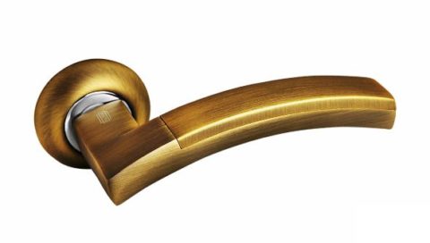 Дверная ручка на круглой розетке PALIDORE 132CF кофе