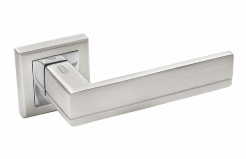 Дверная ручка на квадратной розетке PALIDORE 293 BSL серебро