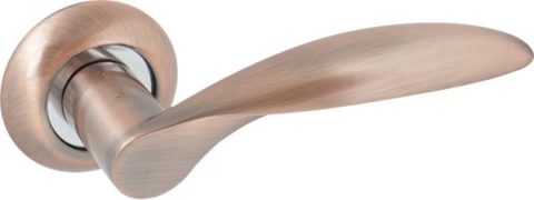 Дверная ручка на круглой розетке LD 120 AС/CP медь / хром