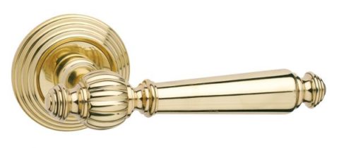 Дверная ручка FIMET на круглой розетке 106/269 MICHELLE латунь полированная F01