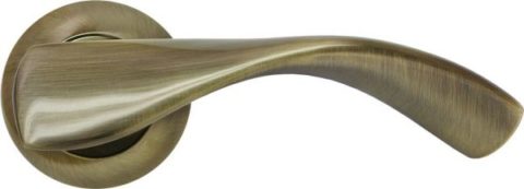 Дверная ручка на круглой розетке RUCETTI RAP 8 AB античная бронза