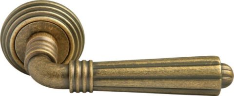 Дверная ручка на круглой розетке RUCETTI RAP-CLASSIC-L 5 OMB состаренная матовая бронза