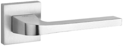 Дверная ручка Tupai на квадратной розетке 3097 Q матовый хром (96)