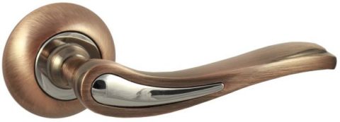 Дверная ручка Vantage V64 на круглой розетке AC медь